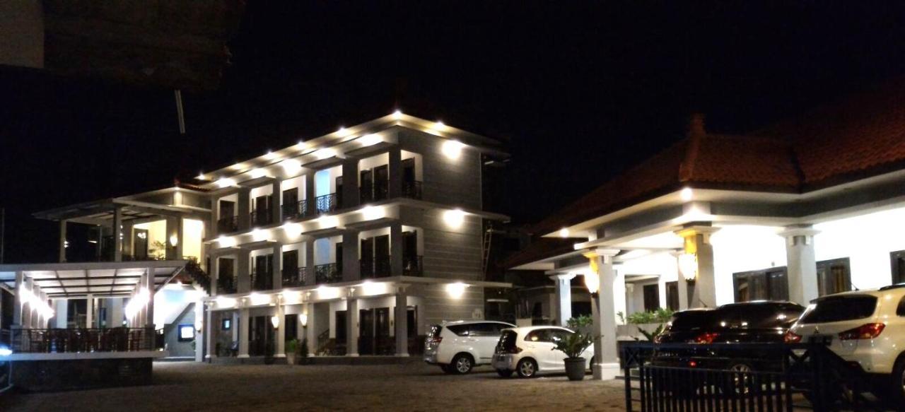 Avila Ketapan Rame Hotel Prigen Eksteriør bilde