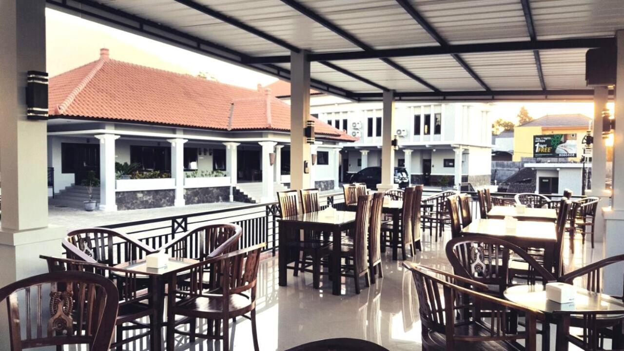 Avila Ketapan Rame Hotel Prigen Eksteriør bilde